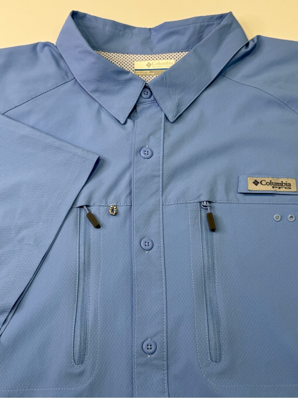 Columbia Men's XL Performance Fishing Gear PFG Short Sleeve Button Down Blue